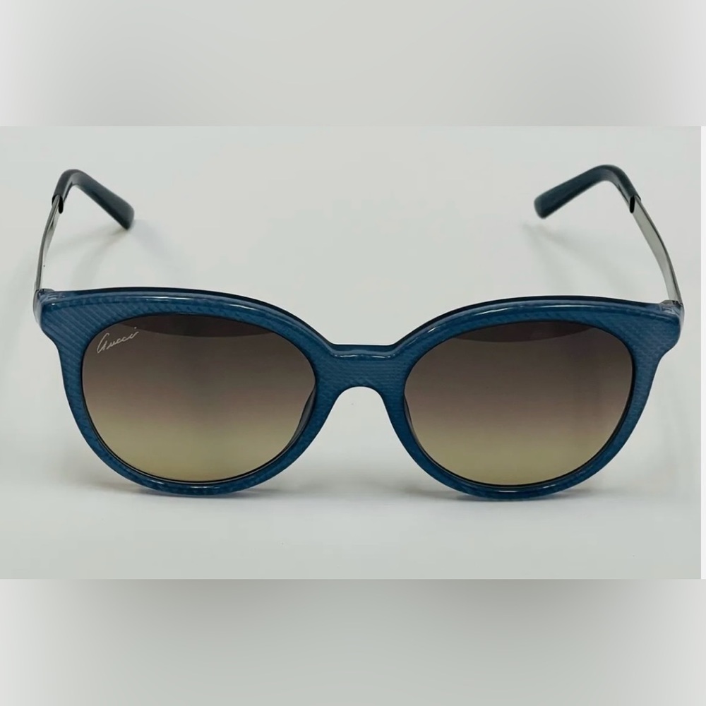 GUCCI Women’s Sunglasses - Picture 8 of 8